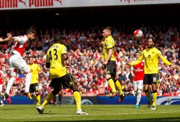 Video bàn thắng: Arsenal 4-0 Aston Villa (Vòng 38 - Ngoại hạng Anh)
