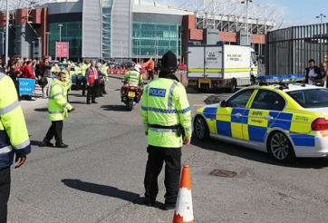 Cảnh sát đã làm rõ nghi ngờ đánh bom tại Old Trafford