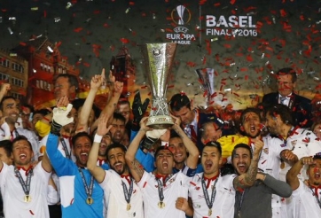 VIDEO: Sevilla ăn mừng chức vô địch Europa League thứ 3 liên tiếp