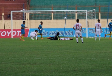 S. Khánh Hòa dễ dàng đè bẹp Hoàng Anh Gia Lai