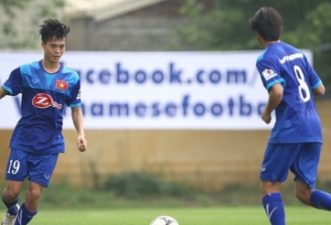 VIDEO: Buổi tập luyện đầu tiên của ĐTVN sáng 24/5