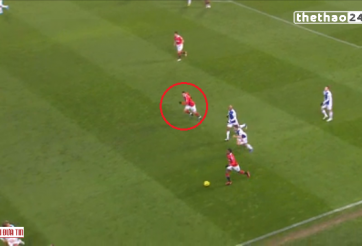 VIDEO: Chỉ trong 1 pha bóng Berbatov vừa làm hậu vệ, tiền vệ và tiền đạo