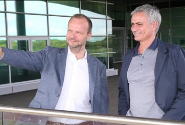 Gặp BLĐ M.U, Mourinho quyết kích nổ ‘bom tấn’ đầu tiên
