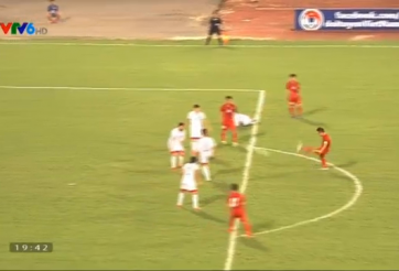 VIDEO: Cú sút má ngoài không cần đà của Đinh Thanh Trung
