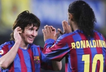 VIDEO: Sao nhí Barca tái hiện màn phối hợp kinh điển Ronaldinho - Messi