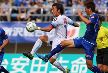 Đội của Công Phượng, Tuấn Anh cùng hòa ở vòng 16 J-League 2