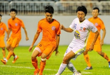 Văn Thanh hóa người hùng ở phút bù giờ, giúp HAGL đánh bại SHB Đà Nẵng