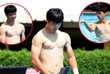 VIDEO: Công Phượng thi vật tay với đồng đội tại Miti Hollyhock