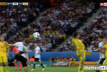 VIDEO: Pha xử lý bóng siêu hài của Thomas Muller trước Ukraine