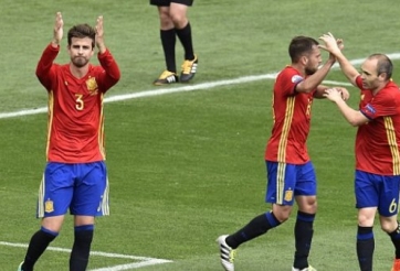 Video bàn thắng: Tây Ban Nha 1-0 CH Séc (Vòng bảng Euro 2016)