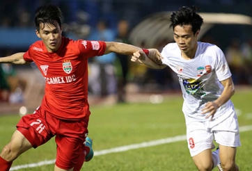 B.Bình Dương hạ HAGL sau trận cầu có 8 bàn thắng