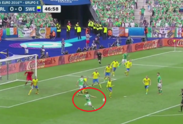 VIDEO: Hoolahan volley đẹp mắt mở tỷ số cho CH Ireland