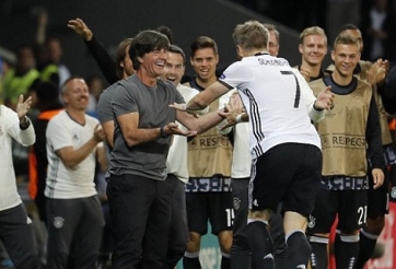 Điểm tin sáng 16/6: HLV Đức xin lỗi vì hành vi mất vệ sinh