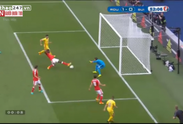 VIDEO: Pha bóng Johan Djourou khiến CĐV nhà thót tim