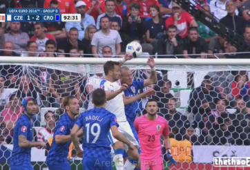 VIDEO: Bàn gỡ hòa của CH Séc ở phút bù giờ