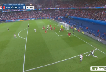 VIDEO: David Alaba đá phạt rất nguy hiểm trước Bồ Đào Nha