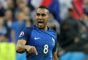 VIDEO: Siêu phẩm sút xa mãn tuyệt đỉnh của Payet trên sân tập tuyển Pháp