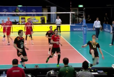 VIDEO: Pha cứu bóng siêu dị của VĐV bóng chuyền