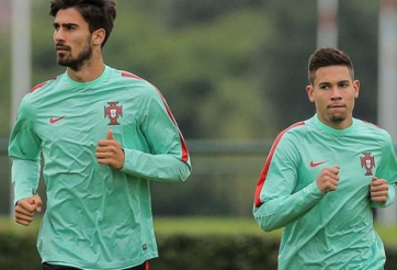 Bồ Đào Nha, Ba Lan gặp vấn đề về nhân sự trước cuộc đối đầu