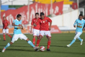 VIDEO: Ronaldinho tái xuất với màn trình diễn thiên tài