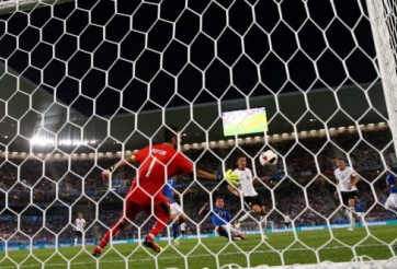 VIDEO: Ozil ghi bàn mở tỷ số (Đức 1-0 Italia)