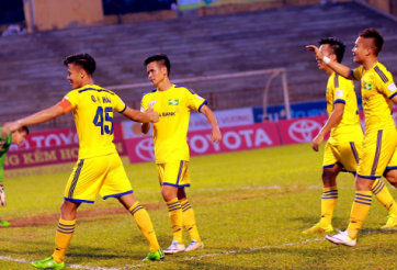 Video bàn thắng: SLNA 4-0 Quảng Ninh (Vòng 14 V-League 2016)