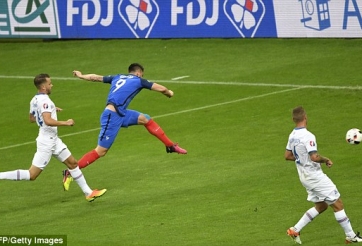 VIDEO: Giroud mở tỷ số trận đấu cho ĐT Pháp