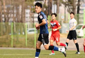 Xuân Trường lập cú đúp trong màu áo Incheon United