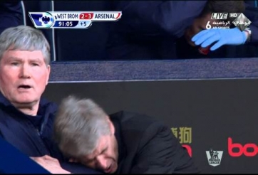 VIDEO: Những khoảnh khắc hài hước đầy thú vị của các HLV