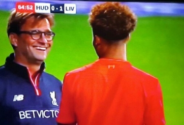 Hy hữu: HLV Klopp tung thủ môn U18 vào đá tiền đạo ở trận giao hữu