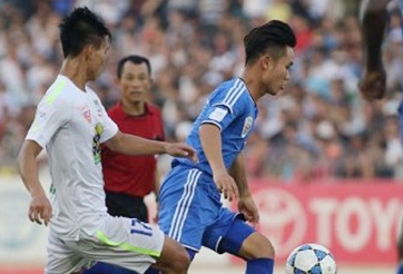 HAGL lại bức xúc với trọng tài