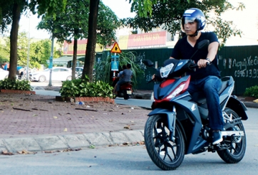 Cầm lái WINNER 150 – mẫu underbone mới của Honda