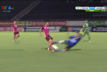 Duy Long lên tiếng sau cú vào bóng kinh hoàng của Bửu Ngọc