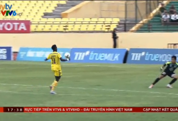 VIDEO: Odat mở tỷ số sau pha kiến tạo tuyệt đẹp (SLNA 1-0 HAGL)