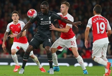 Arsenal và Liverpool gặp khó trước trận mở màn Premier League