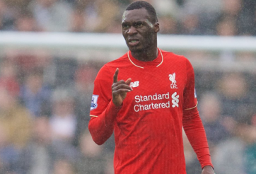 Tiền đạo Benteke trên đường rời Liverpool