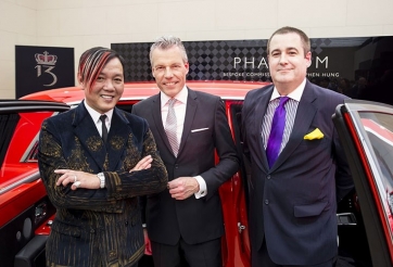 Đặt mua 30 chiếc Rolls-Royce Phantom đại gia Hồng Kông gây sốc