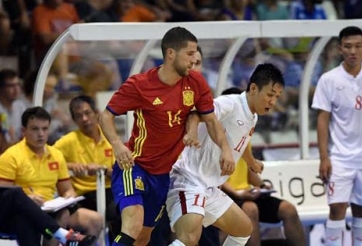 Futsal Việt Nam thất thủ 1-4 trước đội mạnh thứ 2 TG
