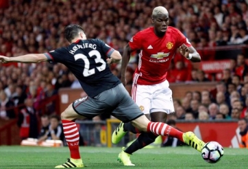 Màn trình diễn đẳng cấp của bom tấn Pogba ở trận ra mắt Man Utd