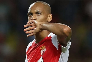 Monaco hét giá bán Fabinho cho Man Utd