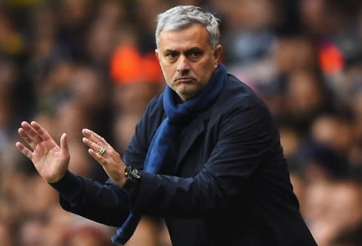 Chuyển nhượng chiều 26/8: Học trò cũ từ chối Mourinho