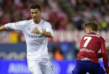 Ronaldo: Griezmann xứng đáng hơn tôi