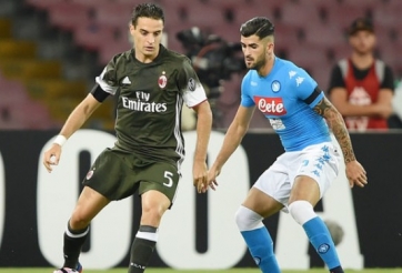 Video bàn thắng: Napoli 4 - 2 AC Milan (Vòng 2 - Serie A)