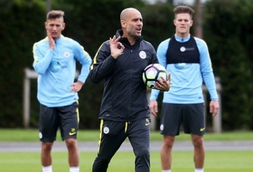 Pep Guardiola nhận tin cực xấu trước trận thư hùng với Mourinho