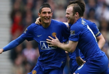 Người hùng một thời của Man Utd thất nghiệp