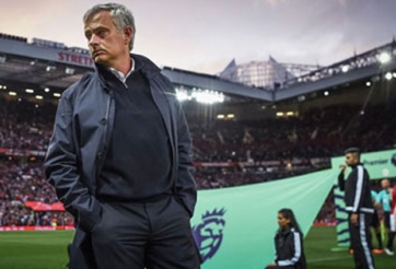 Mourinho lập kỉ lục chưa HLV nào làm được trong 138 năm lịch sử MU