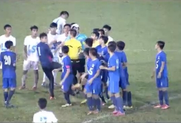 Màn ẩu đả giữa cầu thủ An Giang và PVF tại bán kết giải U15 Quốc gia