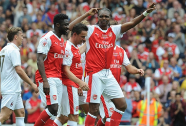 Video bàn thắng: Huyền thoại Arsenal 4-2 Huyền thoại Milan