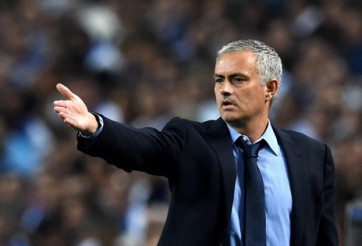 Mourinho tính tạo bất ngờ lớn ở trận đại chiến MU vs Man City