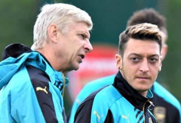 Ozil đàm phán gia hạn với Arsenal, yêu cầu số áo mới